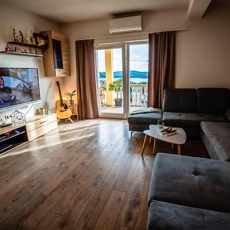 Fjaka * 시베니크