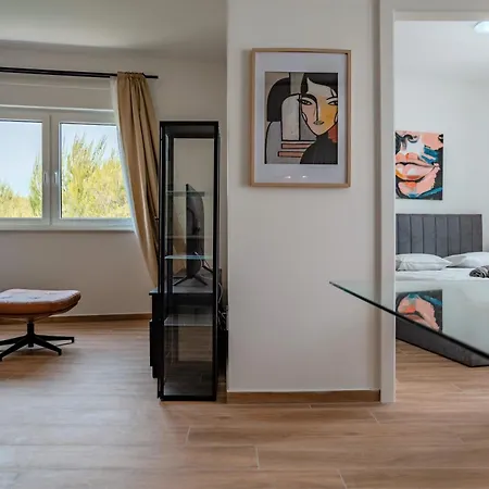 Fjaka-spacious Two Bedroom With Parking * Sibenik